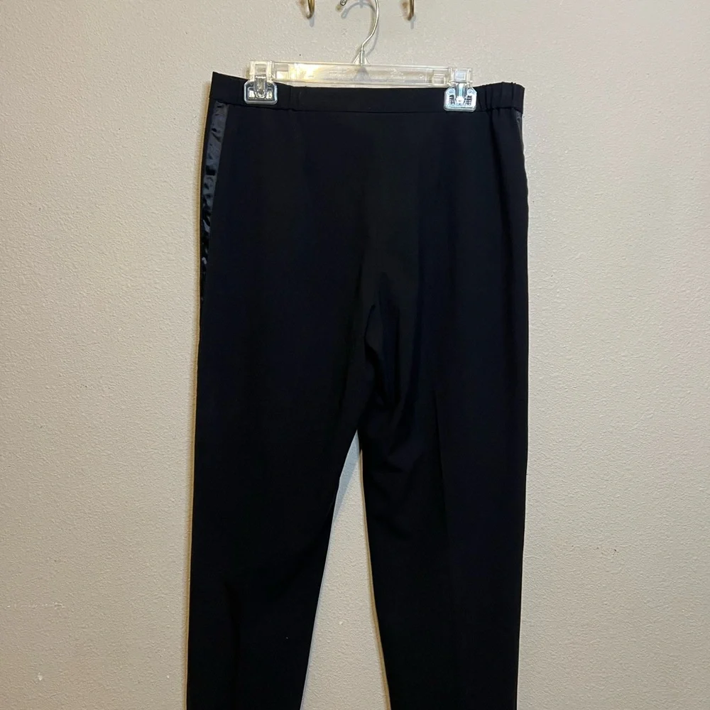 Women’s Ruby Rd. Black Tuxedo Pants with Satin Side Strip. Size 10 - Picture 5 of 5
